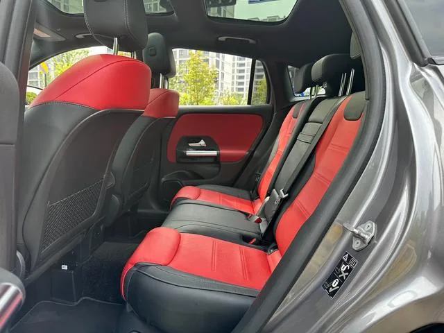 Mercedes-Benz GLA AMG 2022 AMG GLA 35 4MATIC extérieur photo 8 Mercedes-Benz GLA AMG 2022 AMG GLA 35 4MATIC extérieur photo 8