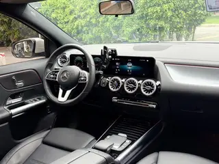 Mercedes-Benz GLA 2020 GLA 200 interior photo 12