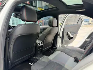 Mercedes-Benz A-Class 2025 A 200 L Edición de moda interior foto 13 Mercedes-Benz A-Class 2025 A 200 L Edición de moda interior foto 13