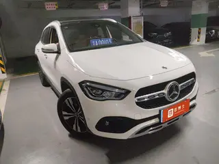 Mercedes-Benz GLA 2023 GLA 220 extérieur photo 2