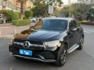 Mercedes-Benz GLC 2022 Restyling GLC 300 L 4MATIC Dynamic exterior photo 1 Mercedes-Benz GLC 2022 Restyling GLC 300 L 4MATIC Dynamic exterior photo 1