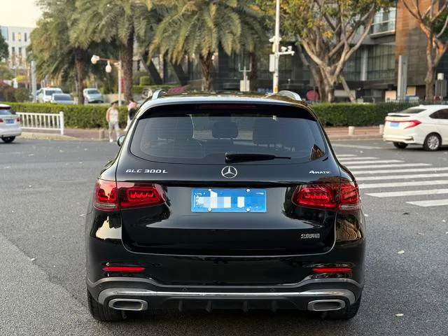 Mercedes-Benz GLC 2022 Restyling GLC 300 L 4MATIC Dynamic interior photo 8 Mercedes-Benz GLC 2022 Restyling GLC 300 L 4MATIC Dynamic interior photo 8