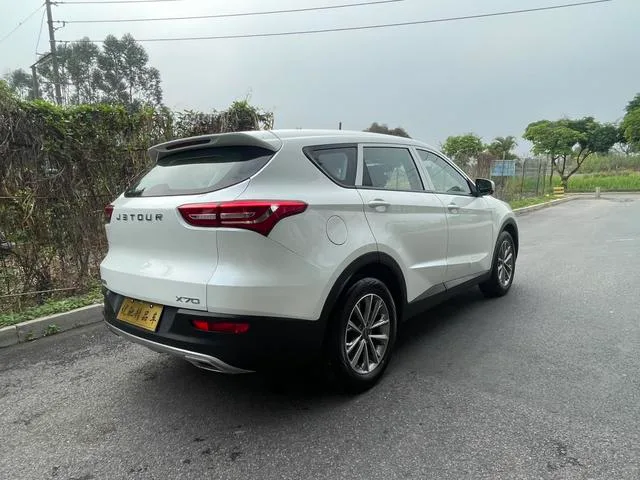 Jetour X70 2019 1.5T DCT Strong version exterior photo 5