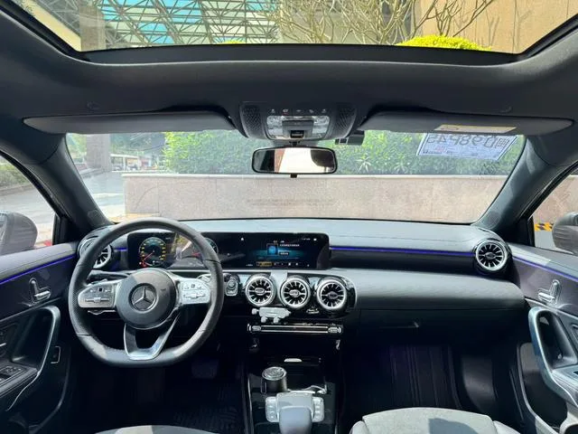 Mercedes-Benz A-Class 2022 Модификация A 200 L Спортивный седан Модная версия экстерьер фото 4