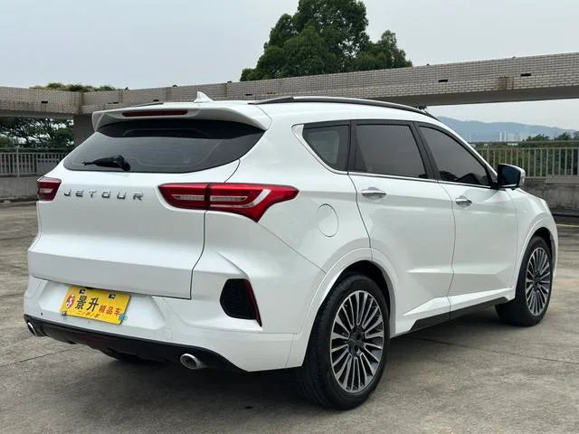 Jetour X70 2020 1.5T DCT Zunxing Edition 5 seat exterior photo 5 Jetour X70 2020 1.5T DCT Zunxing Edition 5 seat exterior photo 5