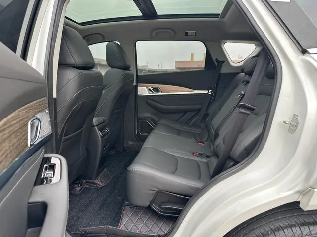 Jetour X70 2020 1.5T DCT Zunxing Edition 5 seat interior photo 11 Jetour X70 2020 1.5T DCT Zunxing Edition 5 seat interior photo 11