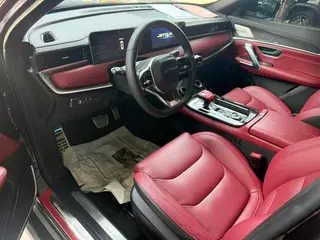 Jetour X70 PLUS 2021 1.6T DCT ground 5 seat interior photo 10