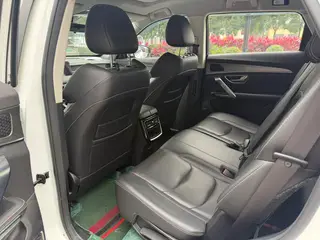 Jetour X70 PLUS 2021 1.5T DCT mountain 7 seat interior photo 17 Jetour X70 PLUS 2021 1.5T DCT mountain 7 seat interior photo 17