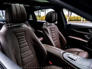 Mercedes-Benz E-Class 2022 Reforma E 300 L Estilo de moda Coche deportivo interior foto 9 Mercedes-Benz E-Class 2022 Reforma E 300 L Estilo de moda Coche deportivo interior foto 9
