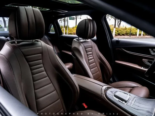 Mercedes-Benz E-Class 2022 Reforma E 300 L Estilo de moda Coche deportivo interior foto 9 Mercedes-Benz E-Class 2022 Reforma E 300 L Estilo de moda Coche deportivo interior foto 9