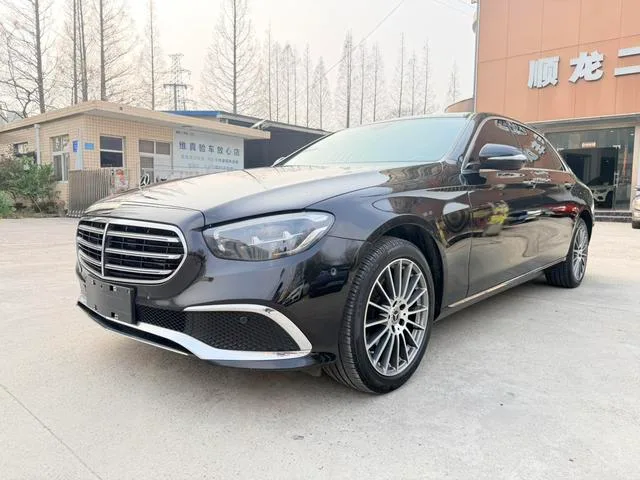 Mercedes-Benz E-Class 2023 E 260 L Passenger car exterior photo 1 Mercedes-Benz E-Class 2023 E 260 L Passenger car exterior photo 1