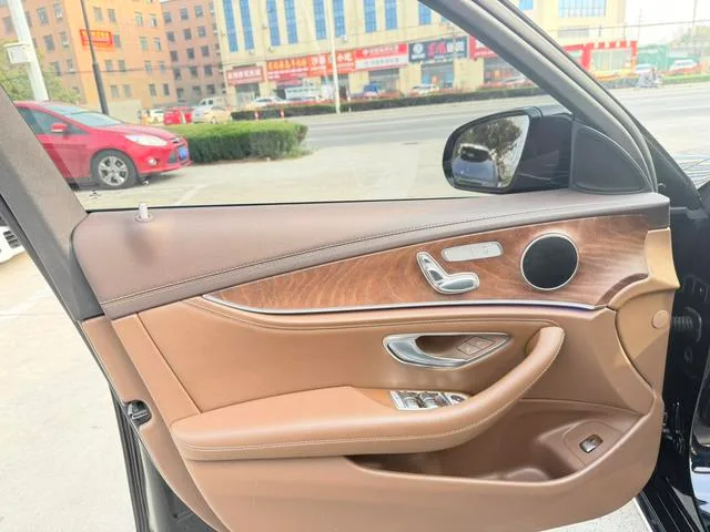 Mercedes-Benz E-Class 2023 E 260 L Passenger car exterior photo 6 Mercedes-Benz E-Class 2023 E 260 L Passenger car exterior photo 6