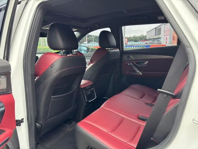 Jetour X70 PLUS 2021 1.6T DCT ground 7 seat exterior photo 6 Jetour X70 PLUS 2021 1.6T DCT ground 7 seat exterior photo 6