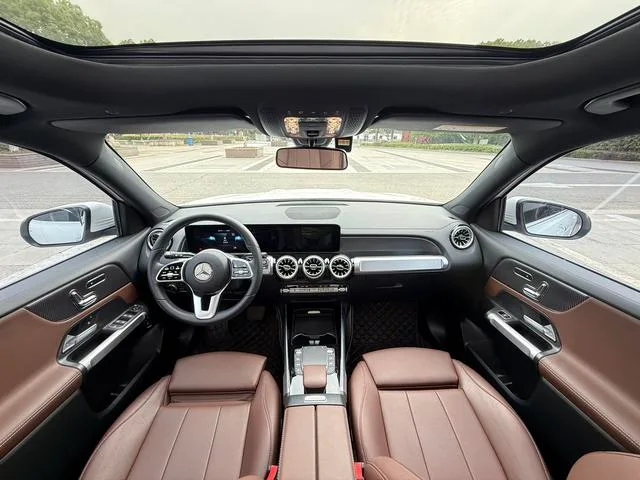 Mercedes-Benz GLB 2021 GLB 200 Style tendance intérieur photo 8