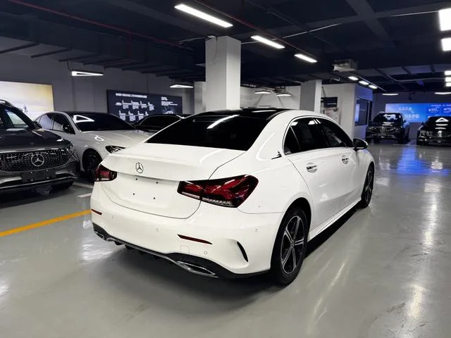 Mercedes-Benz A-Class 2022 Second change A 200 L Sport Sedan Fashion Edition interior photo 14