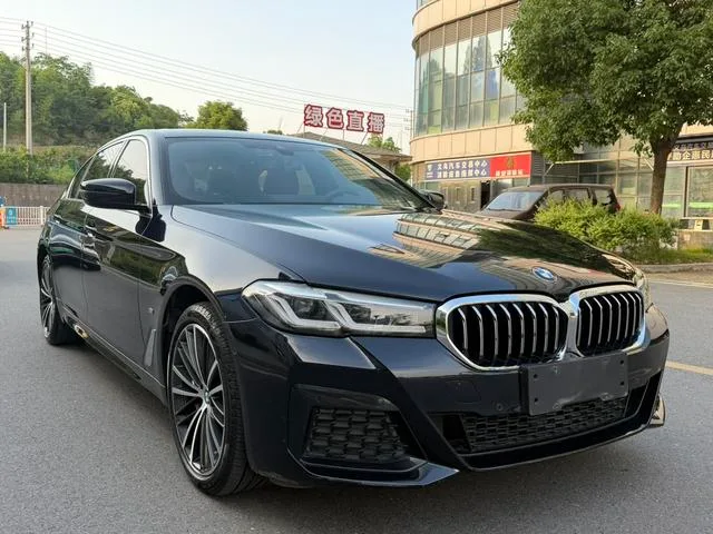 BMW 5 Series 2022 Second change 530Li Leading Type M Sports suit exterior photo 3 BMW 5 Series 2022 Second change 530Li Leading Type M Sports suit exterior photo 3