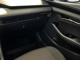 Mazda Mazda3 Axela 2021 2.0L Automatic quality dazzle version interior photo 12 Mazda Mazda3 Axela 2021 2.0L Automatic quality dazzle version interior photo 12