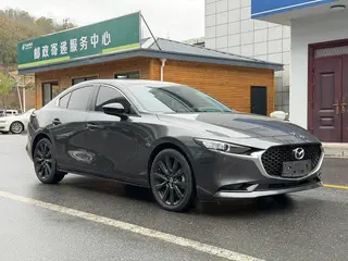 Mazda Mazda3 Axela 2023 2.0L Versión elegante de calidad automática exterior foto 3 Mazda Mazda3 Axela 2023 2.0L Versión elegante de calidad automática exterior foto 3