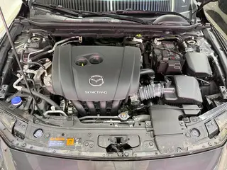 Mazda Mazda3 Axela 2023 2.0L Versión elegante de calidad automática interior foto 13 Mazda Mazda3 Axela 2023 2.0L Versión elegante de calidad automática interior foto 13