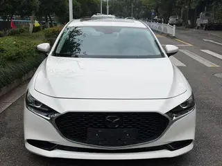 Mazda Mazda3 Axela 2021 2.0L Automatic quality dazzle version exterior photo 2 Mazda Mazda3 Axela 2021 2.0L Automatic quality dazzle version exterior photo 2