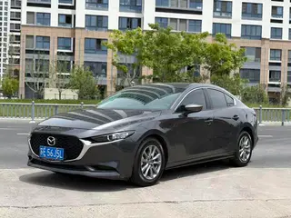 Mazda Mazda3 Axela 2021 2.0L Version de qualité automatique