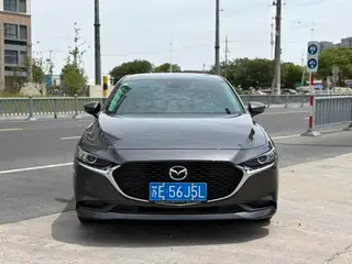 Mazda Mazda3 Axela 2021 2.0L Versión de calidad automática exterior foto 2 Mazda Mazda3 Axela 2021 2.0L Versión de calidad automática exterior foto 2