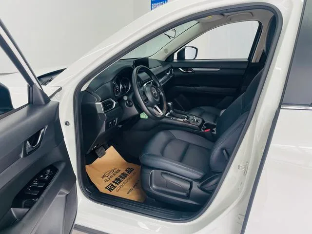 Mazda CX-5 2024 2.0L Type de confort automatique à deux roues motrices extérieur photo 4 Mazda CX-5 2024 2.0L Type de confort automatique à deux roues motrices extérieur photo 4