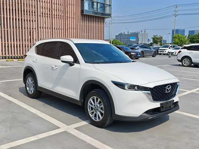 Mazda CX-5 2024 2.0L Cómodo con tracción automática en dos ruedas exterior foto 4 Mazda CX-5 2024 2.0L Cómodo con tracción automática en dos ruedas exterior foto 4