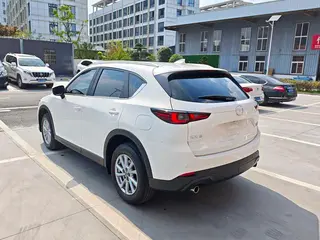 Mazda CX-5 2024 2.0L Cómodo con tracción automática en dos ruedas interior foto 8 Mazda CX-5 2024 2.0L Cómodo con tracción automática en dos ruedas interior foto 8
