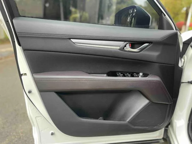 Mazda CX-8 2019 2.5L Two-wheel-drive luxury model interior photo 14 Mazda CX-8 2019 2.5L Two-wheel-drive luxury model interior photo 14