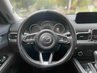 Mazda CX-8 2019 2.5L Two-wheel-drive luxury model interior photo 15 Mazda CX-8 2019 2.5L Two-wheel-drive luxury model interior photo 15