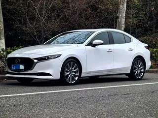 Mazda Mazda3 Axela 2023 2.0L Version élégante automatique