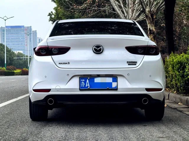 Mazda Mazda3 Axela 2023 2.0L Versión elegante de calidad automática exterior foto 5 Mazda Mazda3 Axela 2023 2.0L Versión elegante de calidad automática exterior foto 5
