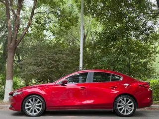 Mazda Mazda3 Axela 2023 2.0L Versión automática de calidad superior exterior foto 3 Mazda Mazda3 Axela 2023 2.0L Versión automática de calidad superior exterior foto 3
