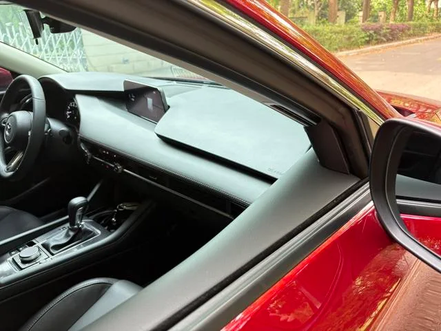 Mazda Mazda3 Axela 2023 2.0L Versión automática de calidad superior interior foto 12 Mazda Mazda3 Axela 2023 2.0L Versión automática de calidad superior interior foto 12