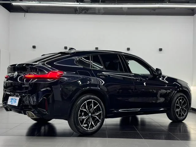 BMW X4 2022 xDrive 25i M Conjunto deportivo interior foto 15 BMW X4 2022 xDrive 25i M Conjunto deportivo interior foto 15