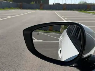 Mazda Mazda3 Axela 2021 2.0L Version de qualité automatique intérieur photo 13 Mazda Mazda3 Axela 2021 2.0L Version de qualité automatique intérieur photo 13