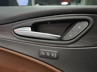 Alfa Romeo Stelvio 2017 2.0T 280HP Edición de lujo interior foto 20 Alfa Romeo Stelvio 2017 2.0T 280HP Edición de lujo interior foto 20