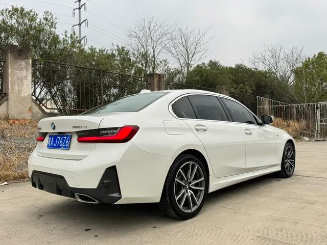 BMW 3 Series 2023 320Li M Sports suit exterior photo 6 BMW 3 Series 2023 320Li M Sports suit exterior photo 6