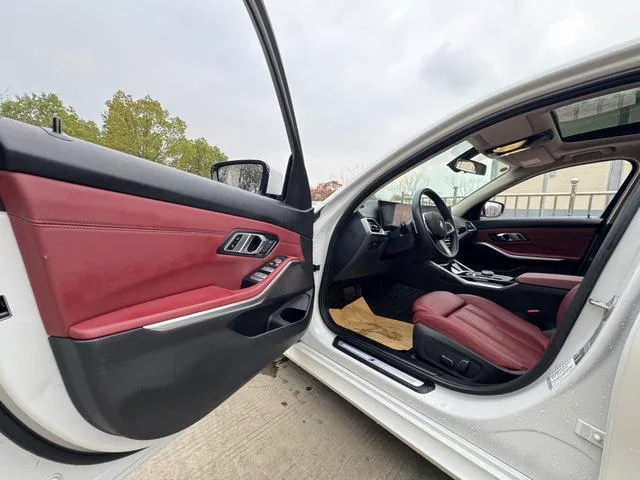 BMW 3 Series 2023 320Li M Sports suit exterior photo 10 BMW 3 Series 2023 320Li M Sports suit exterior photo 10