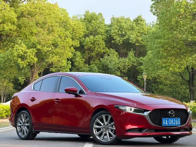 Mazda Mazda3 Axela 2023 2.0L Auto Quality Edition exterior photo 3 Mazda Mazda3 Axela 2023 2.0L Auto Quality Edition exterior photo 3