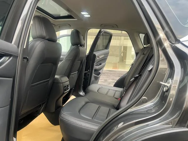 Mazda CX-5 2022 2.5L Automatic four-wheel drive Zunyao type interior photo 11 Mazda CX-5 2022 2.5L Automatic four-wheel drive Zunyao type interior photo 11