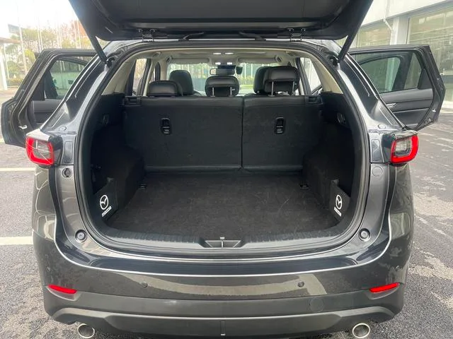 Mazda CX-5 2022 2.5L Automatic four-wheel drive Zunyao type interior photo 15 Mazda CX-5 2022 2.5L Automatic four-wheel drive Zunyao type interior photo 15