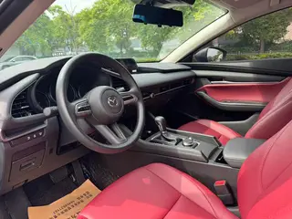 Mazda Mazda3 Axela 2023 2.0L Automatic Quality Edition interior photo 7 Mazda Mazda3 Axela 2023 2.0L Automatic Quality Edition interior photo 7