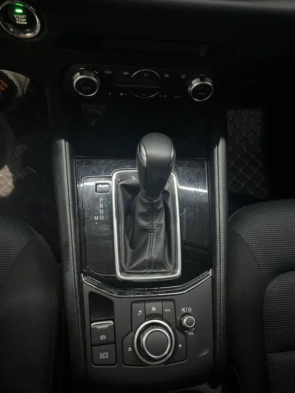 Mazda CX-5 2022 2.0L Automatic two-wheel drive smart type interior photo 12 Mazda CX-5 2022 2.0L Automatic two-wheel drive smart type interior photo 12