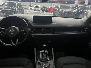 Mazda CX-5 2022 2.0L Automatic two-wheel drive smart type interior photo 16 Mazda CX-5 2022 2.0L Automatic two-wheel drive smart type interior photo 16