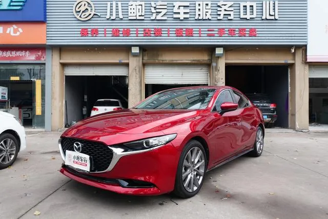 Mazda Mazda3 Axela 2021 2.0L Versión elegante de calidad automática exterior foto 1 Mazda Mazda3 Axela 2021 2.0L Versión elegante de calidad automática exterior foto 1