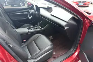 Mazda Mazda3 Axela 2021 2.0L Versión elegante de calidad automática exterior foto 4 Mazda Mazda3 Axela 2021 2.0L Versión elegante de calidad automática exterior foto 4