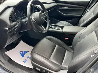 Mazda Mazda3 Axela 2023 2.0L Auto Quality Edition exterior photo 4 Mazda Mazda3 Axela 2023 2.0L Auto Quality Edition exterior photo 4