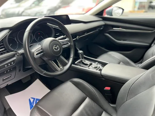 Mazda Mazda3 Axela 2023 2.0L Auto Quality Edition exterior photo 5 Mazda Mazda3 Axela 2023 2.0L Auto Quality Edition exterior photo 5